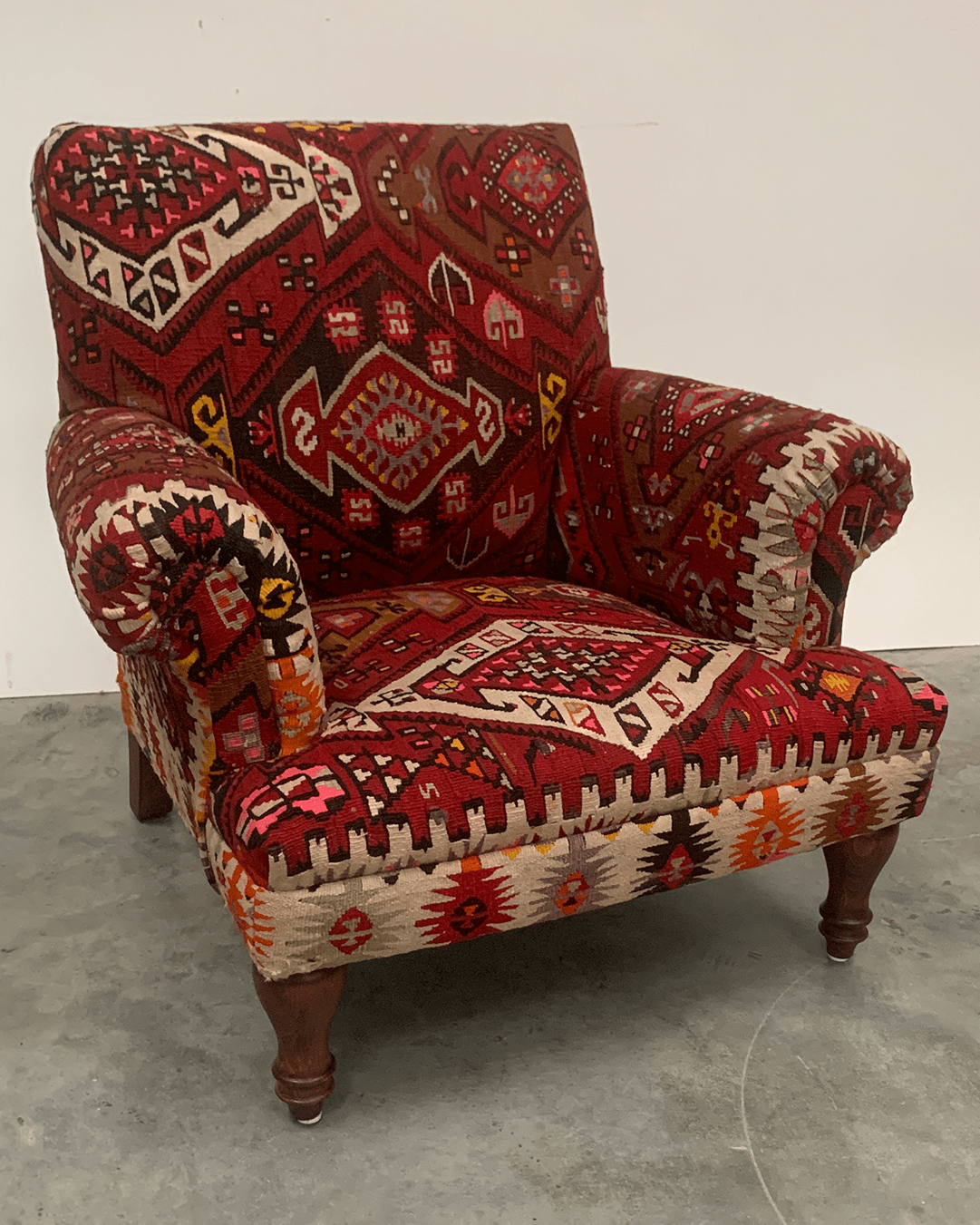 Antalya Armchair - kilimfurniture