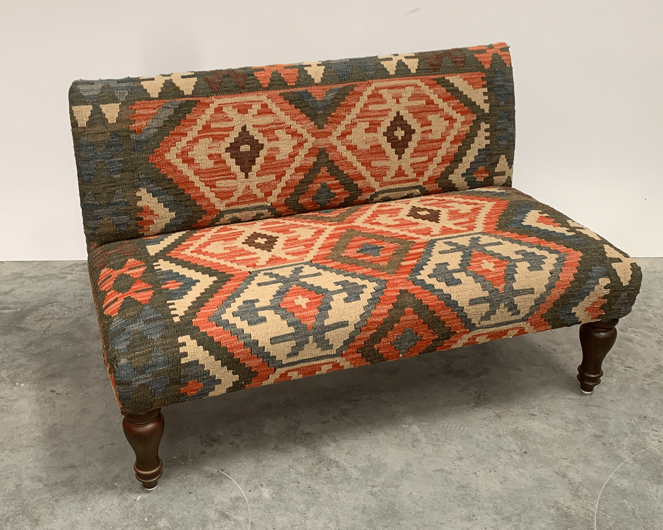 Bursa Sofa/ Daybed